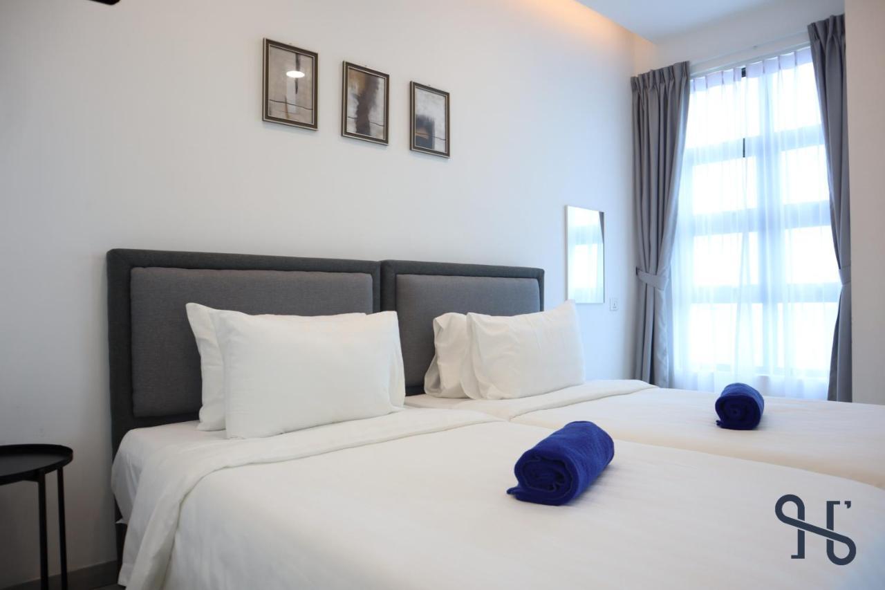 Homesuite' Home At Jesselton Quay Kota Kinabalu Exteriör bild