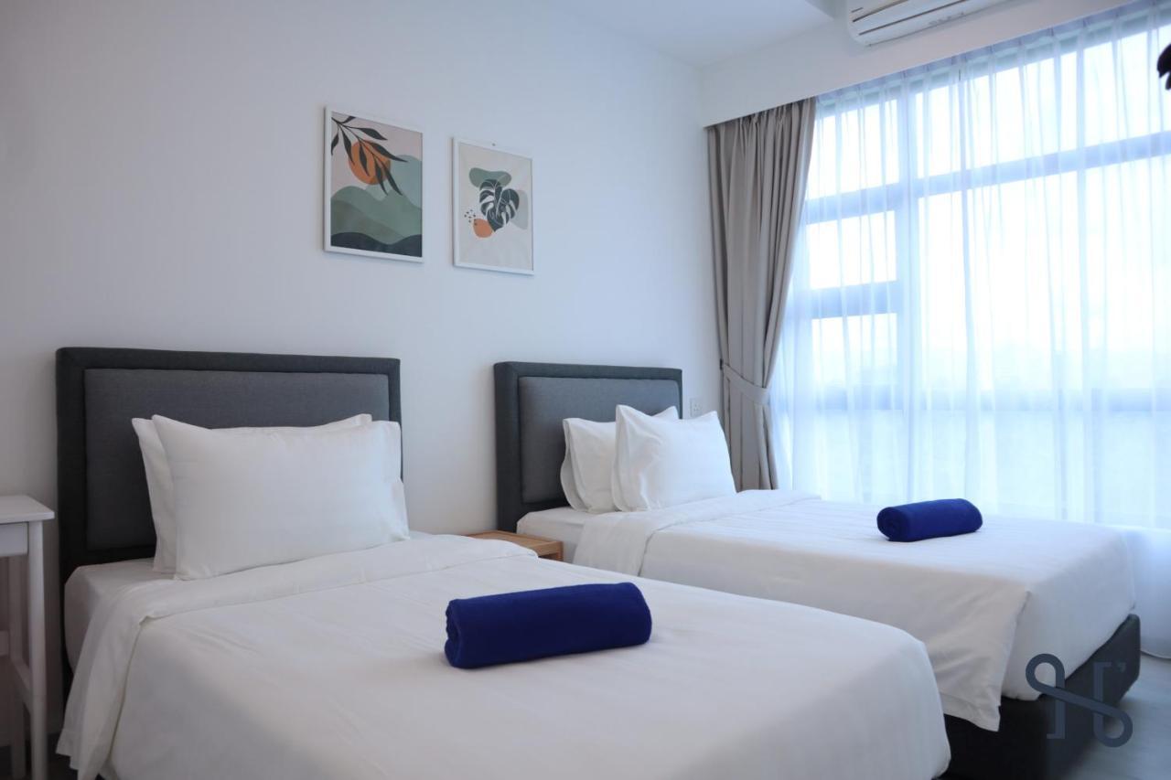 Homesuite' Home At Jesselton Quay Kota Kinabalu Exteriör bild